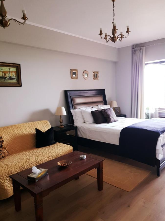 Romantic Studio Mamaia Apartment Bagian luar foto