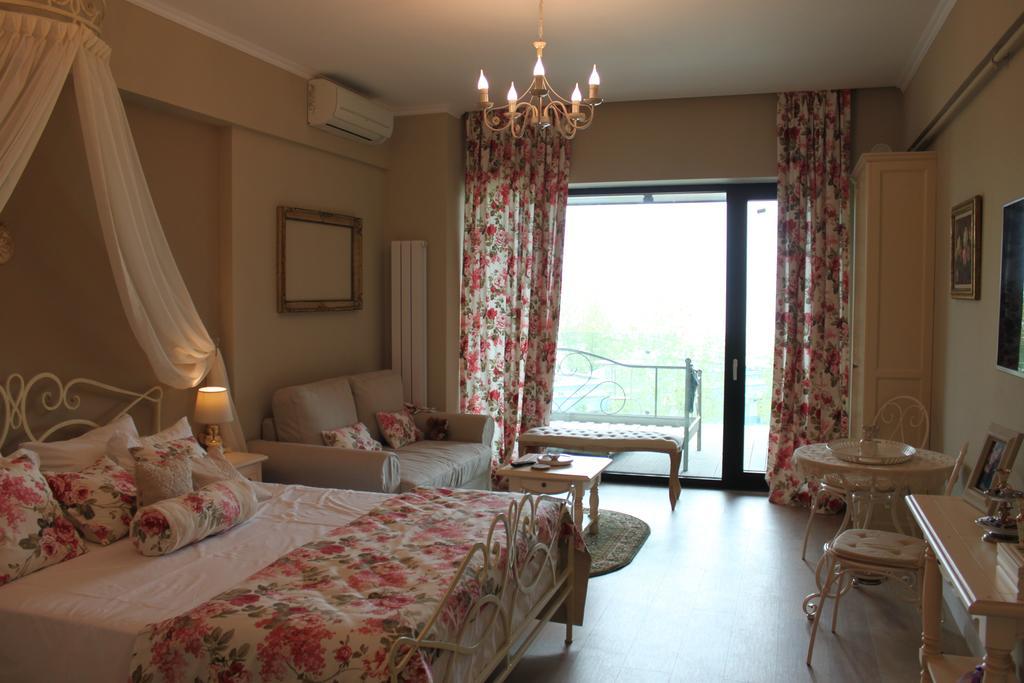 Romantic Studio Mamaia Apartment Bagian luar foto