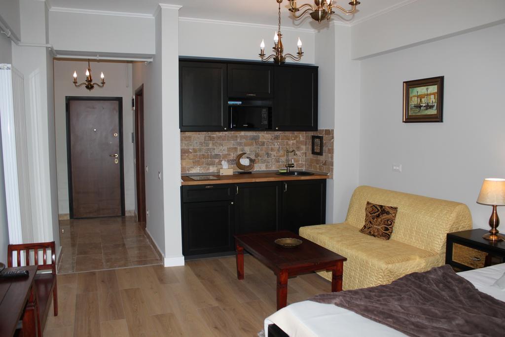 Romantic Studio Mamaia Apartment Bagian luar foto